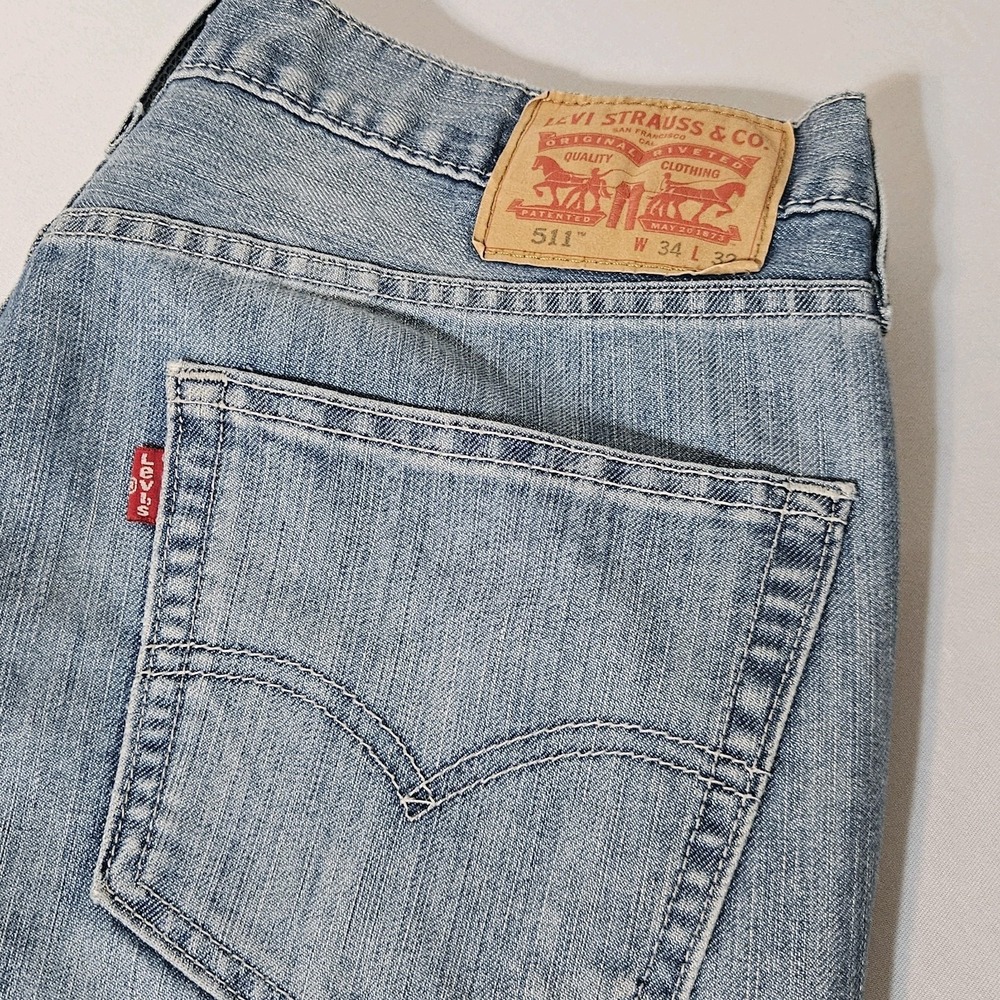 Levis 511 Light Wash Jeans Size 34x31 Slim Straight EUC Denim